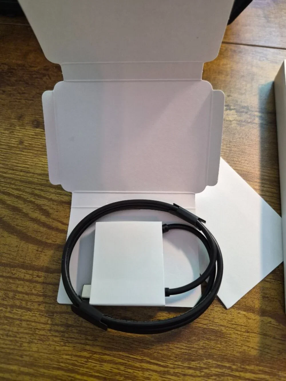 Samsung Galaxy Watch8, 40mm, Silver, LTE/WiFi/Bluetooth/GPS Capable, NEW IN BOX!